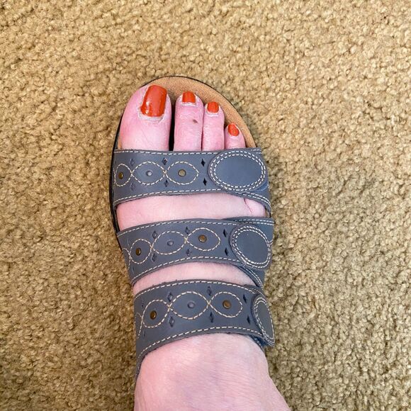 Clarks Collection Leisa Cacti Comfort Slide Sandals Leather Denim Blue 10M - Picture 2 of 12